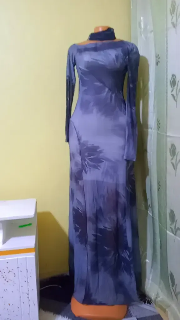 Sarazaracloset photo 5